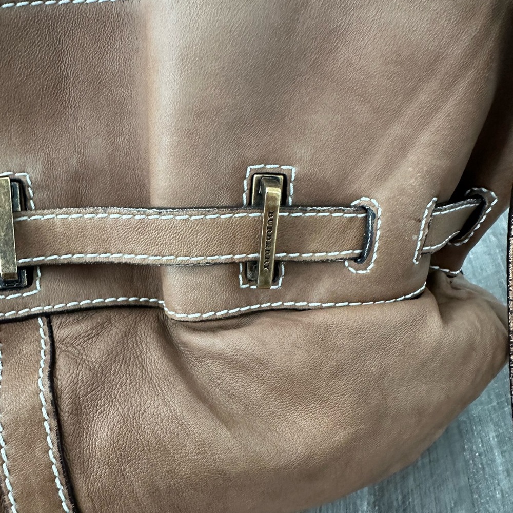Burberry Tan Leather Tote Bag - Picture 7 of 12